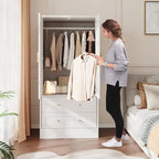 Armoire penderie avec 2 portes à persiennes, tringles à vêtements et 2 tiroirs