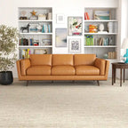 Canapé en cuir couleur sable pour salon, style Mid-century modern