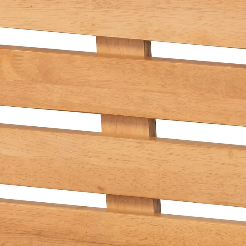 Lit plateforme en bois avec tête de lit à lattes
